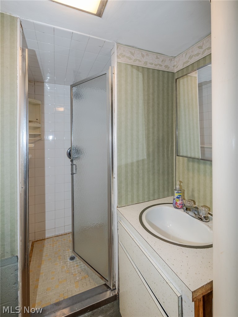 8028 Dresden Avenue Parma OH 44129
