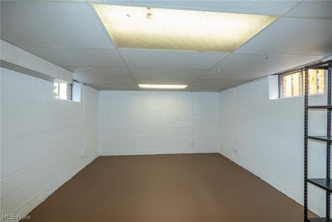 8028 Dresden Avenue Parma OH 44129
