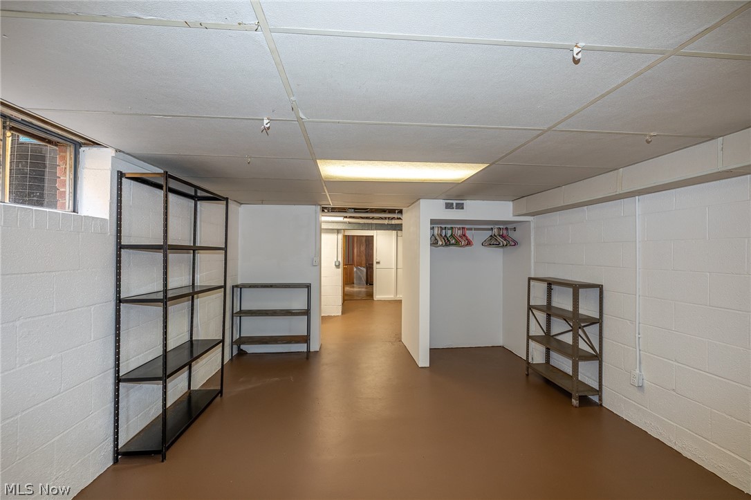 8028 Dresden Avenue Parma OH 44129