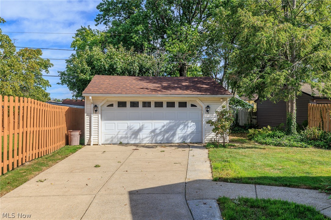 8028 Dresden Avenue Parma OH 44129