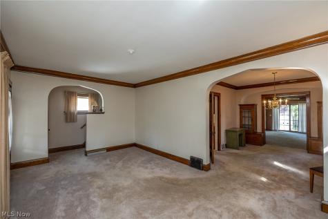 8028 Dresden Avenue Parma OH 44129