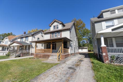 12913 Thornhurst Avenue Garfield Heights OH 44105