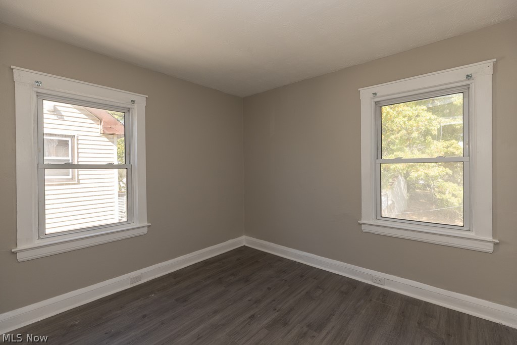 12913 Thornhurst Avenue Garfield Heights OH 44105