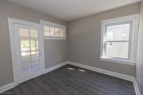 12913 Thornhurst Avenue Garfield Heights OH 44105