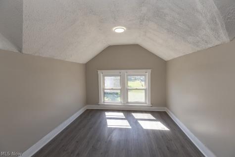 12913 Thornhurst Avenue Garfield Heights OH 44105