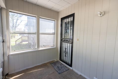 12913 Thornhurst Avenue Garfield Heights OH 44105