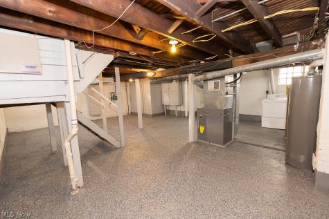 12913 Thornhurst Avenue Garfield Heights OH 44105