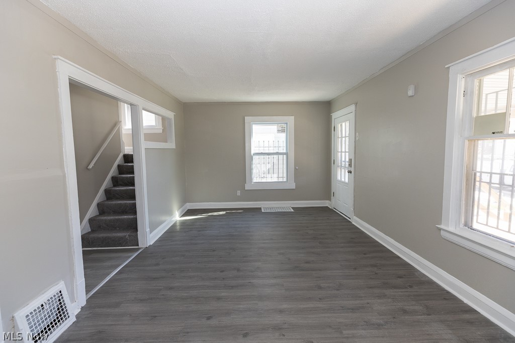 12913 Thornhurst Avenue Garfield Heights OH 44105