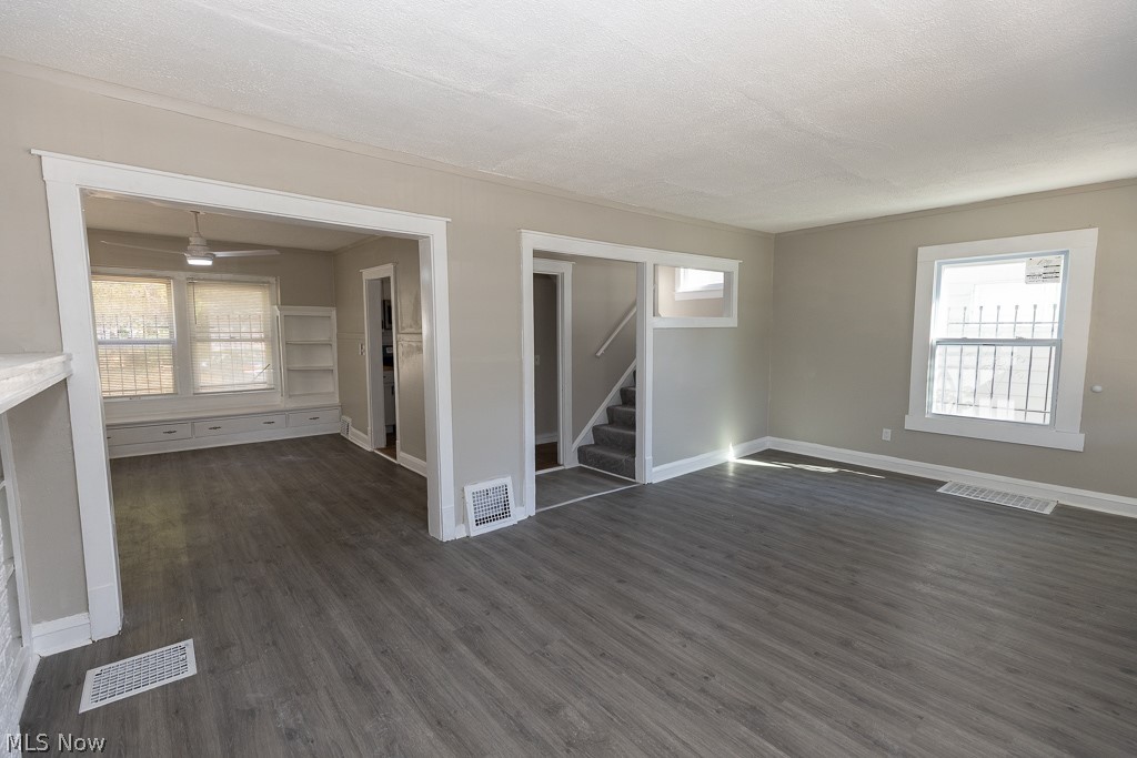 12913 Thornhurst Avenue Garfield Heights OH 44105