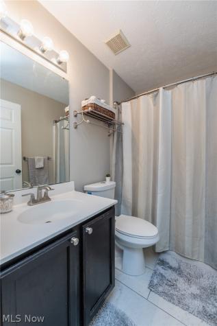 5410 Fountain Circle North Ridgeville OH 44039