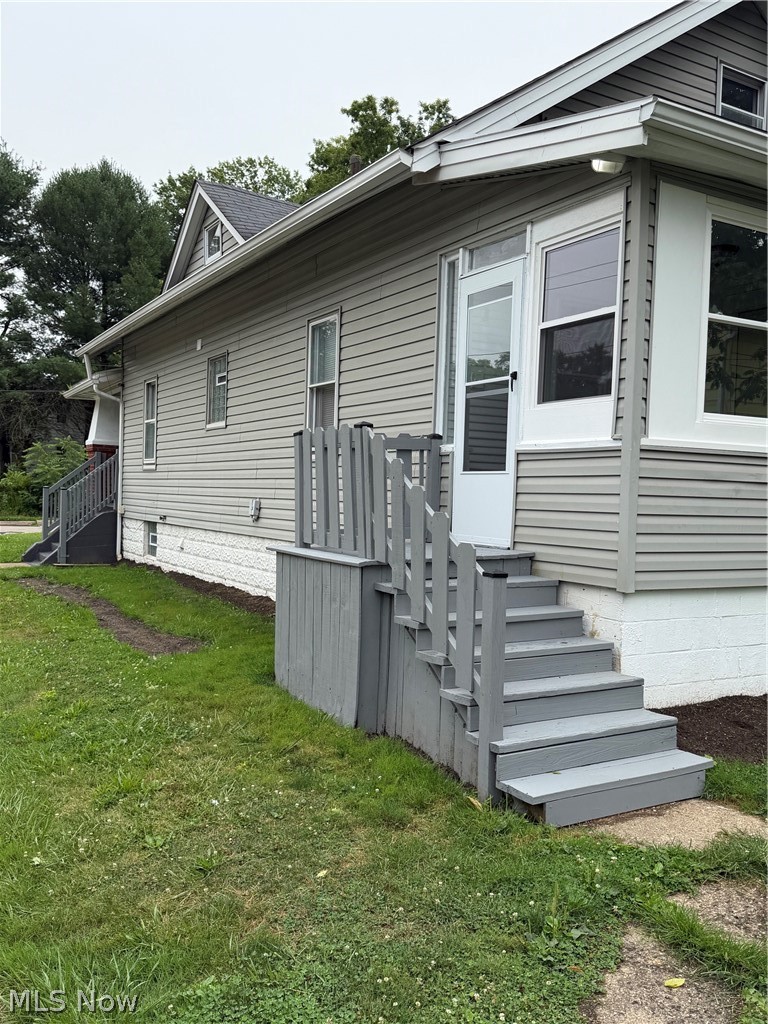 1054 Winton Avenue Akron OH 44320