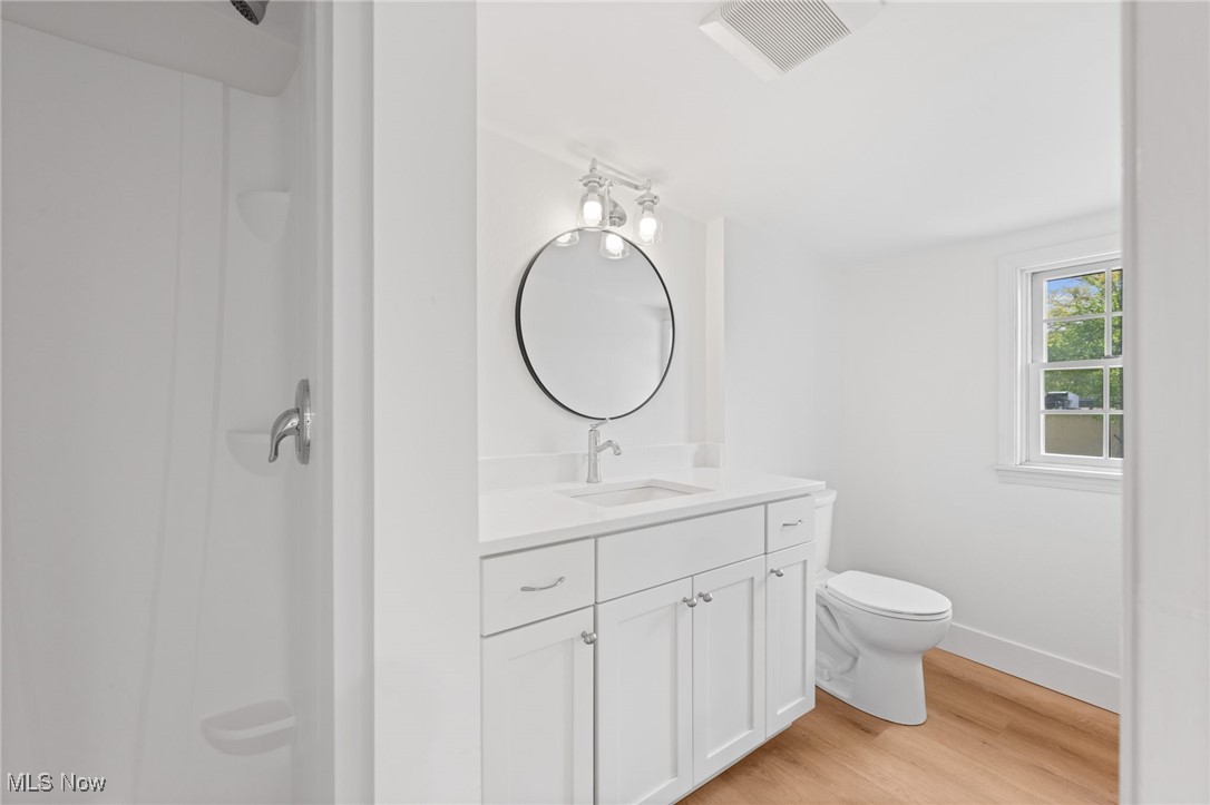 27411 Donald Drive Bay Village OH 44140