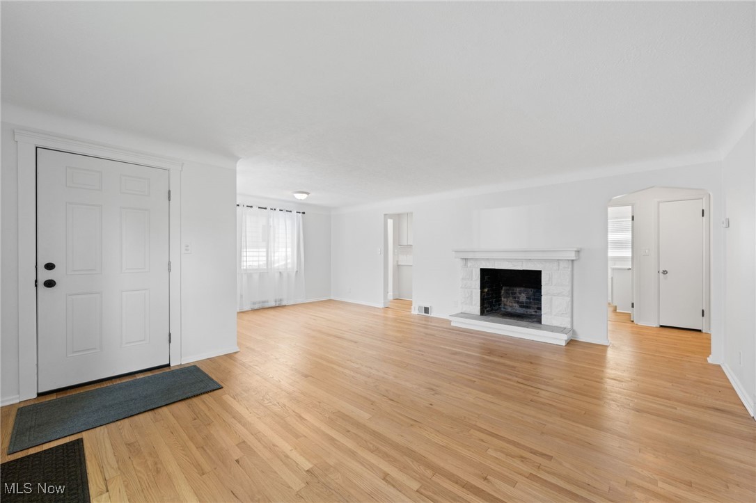 27411 Donald Drive Bay Village OH 44140