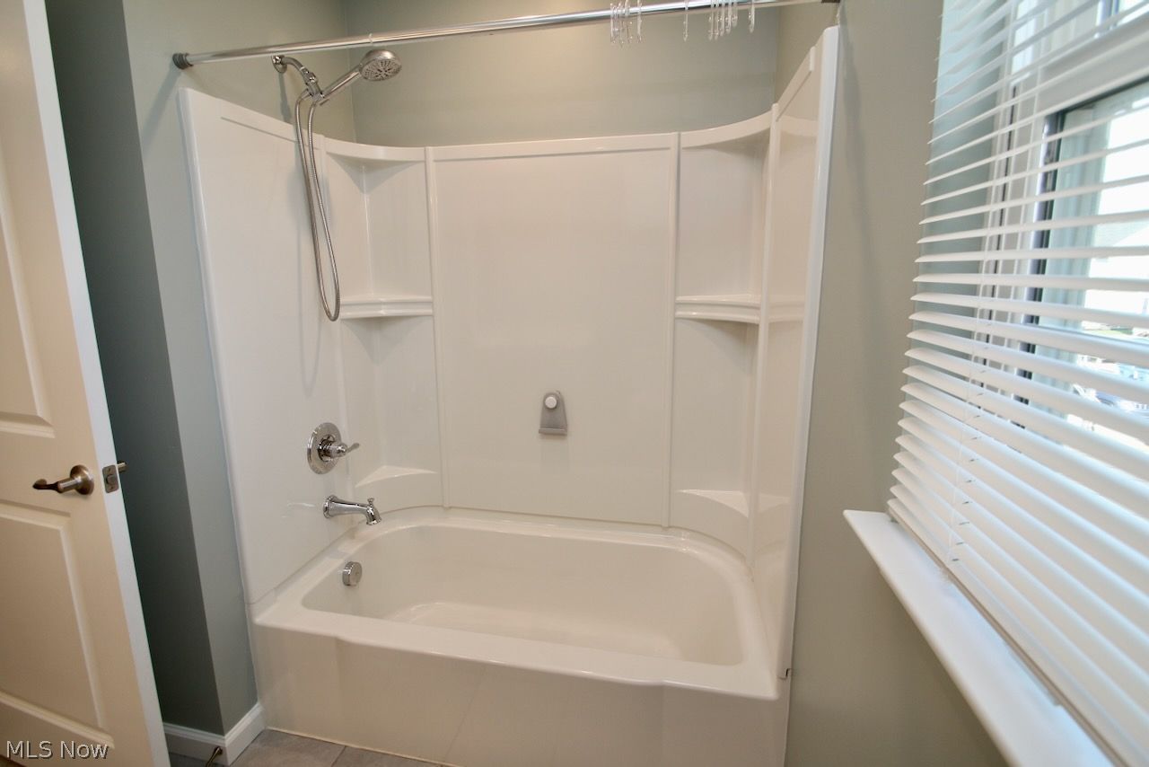 38542 Ranally Way Willoughby OH 44094