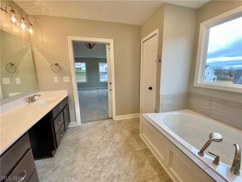 3447 Wicker Street NE Canton OH 44721