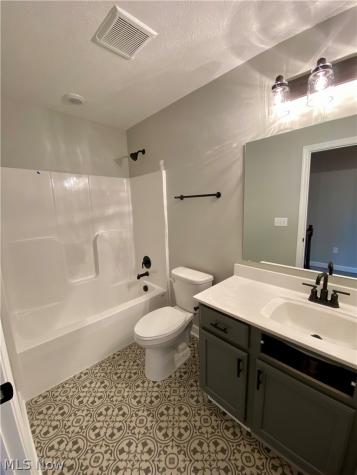 3447 Wicker Street NE Canton OH 44721