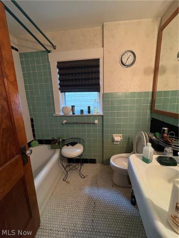 251 Alameda Avenue Youngstown OH 44504