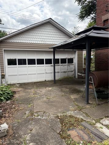 251 Alameda Avenue Youngstown OH 44504
