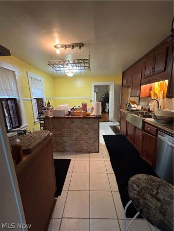 251 Alameda Avenue Youngstown OH 44504