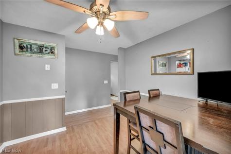 6321 Cardinal Hill NW North Canton OH 44720