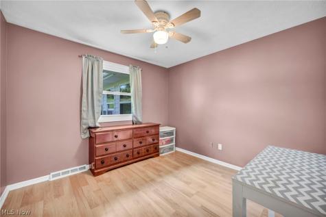 6321 Cardinal Hill NW North Canton OH 44720