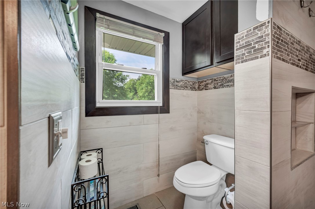 6321 Cardinal Hill NW North Canton OH 44720