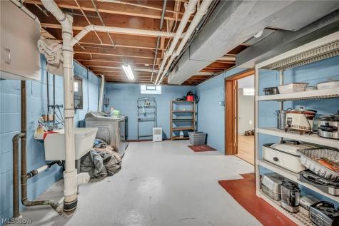 6321 Cardinal Hill NW North Canton OH 44720