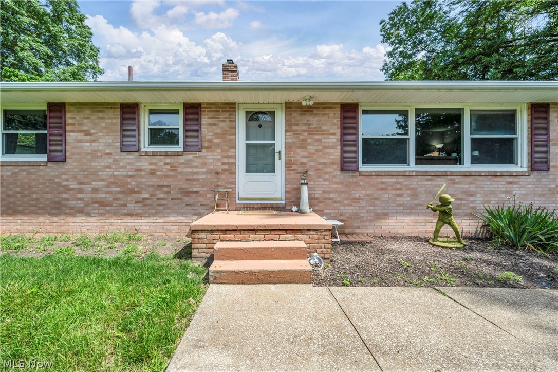6321 Cardinal Hill NW North Canton OH 44720