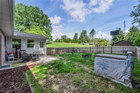 6321 Cardinal Hill NW North Canton OH 44720