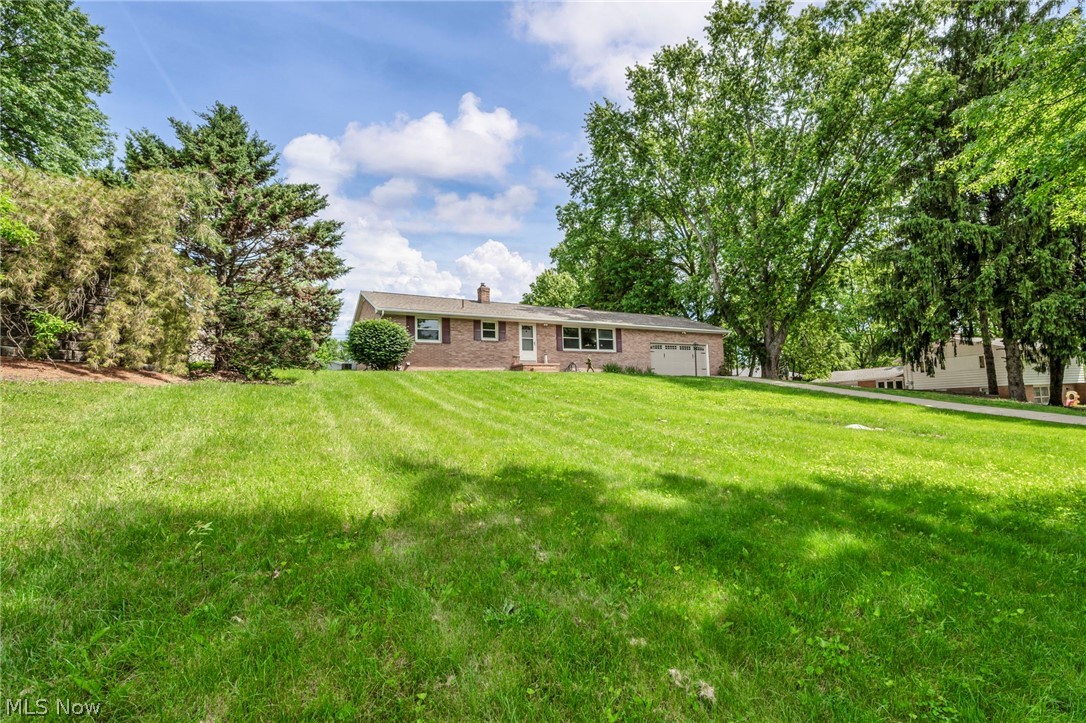 6321 Cardinal Hill NW North Canton OH 44720