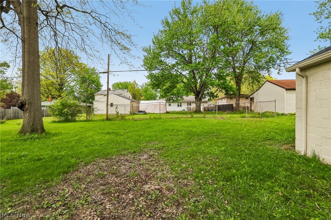 1130 Riverview Street NW Warren OH 44485