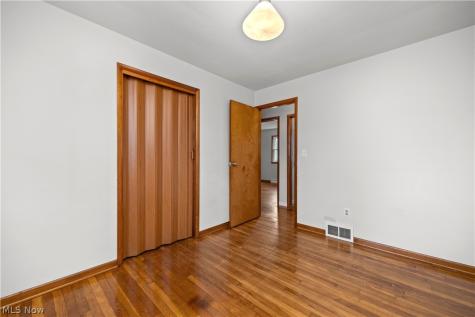 239 Habant Drive Amherst OH 44001