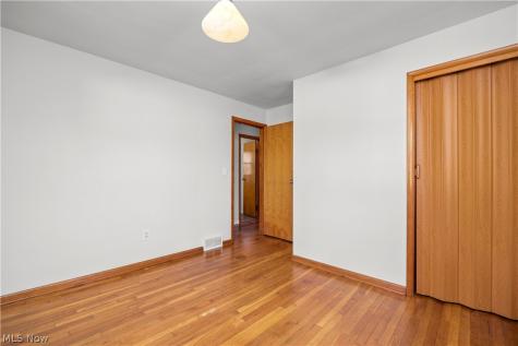239 Habant Drive Amherst OH 44001