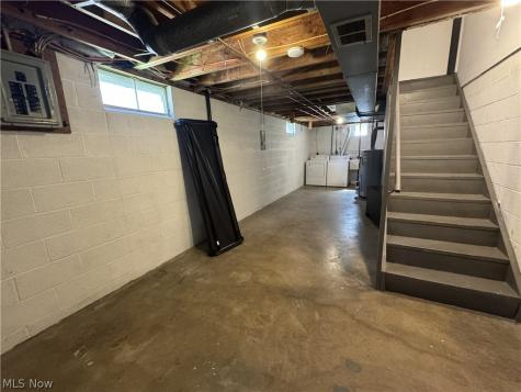 522 Grandview Avenue Barberton OH 44203