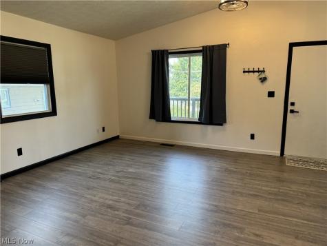 522 Grandview Avenue Barberton OH 44203