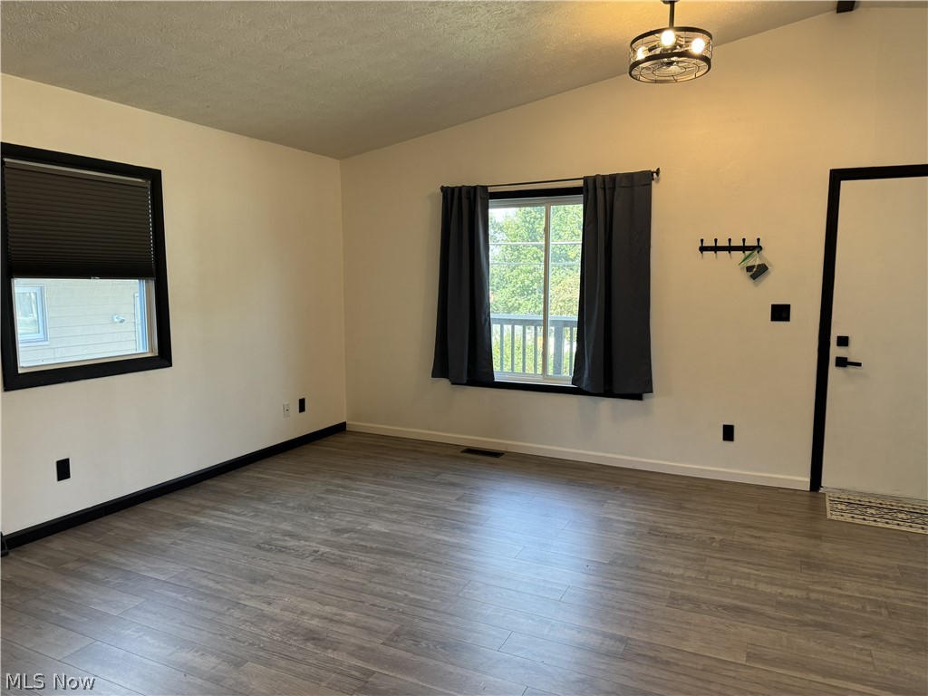 522 Grandview Avenue Barberton OH 44203