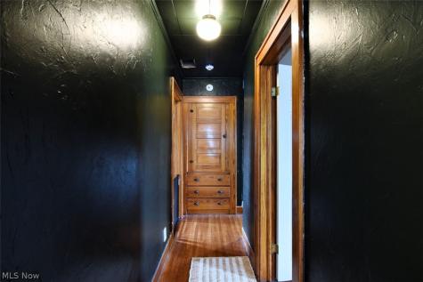 1922 Spring Road Cleveland OH 44109