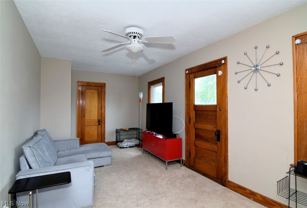 1922 Spring Road Cleveland OH 44109
