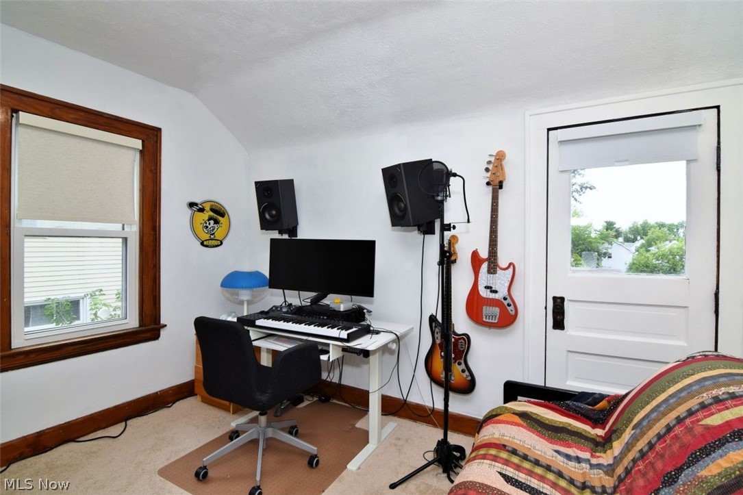1922 Spring Road Cleveland OH 44109