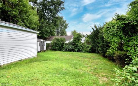 1922 Spring Road Cleveland OH 44109