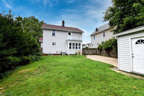 1922 Spring Road Cleveland OH 44109