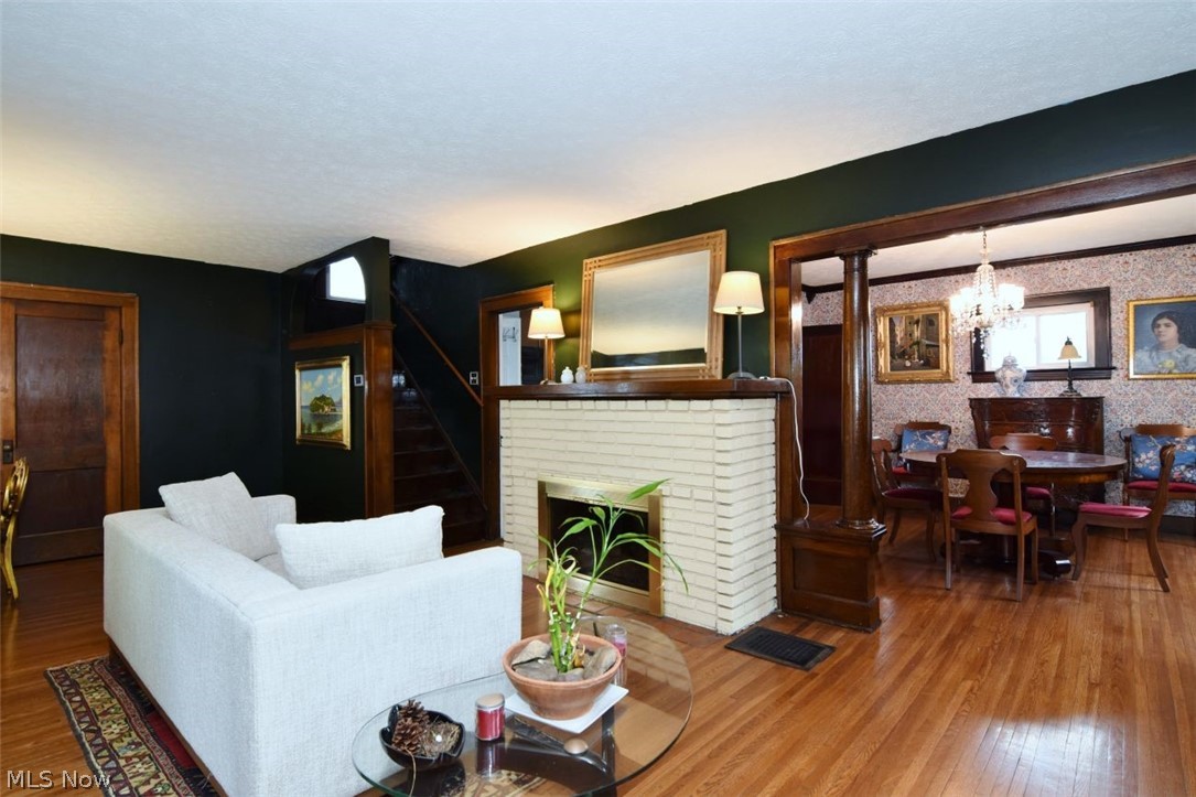 1922 Spring Road Cleveland OH 44109