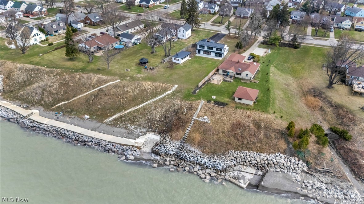 32321 Lake Shore Boulevard Willowick OH 44095