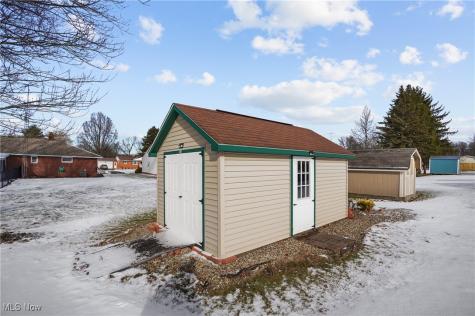 1601 Raywood Road Alliance OH 44601