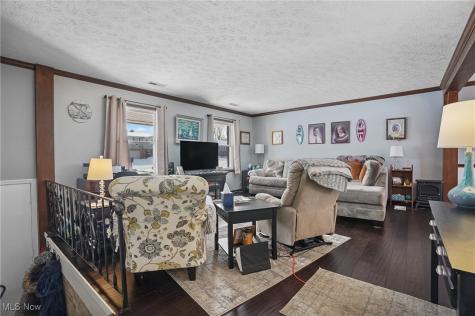 1601 Raywood Road Alliance OH 44601