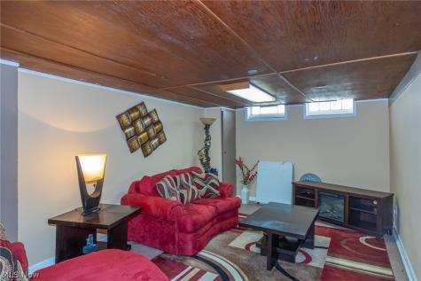 17690 Mapleboro Avenue Maple Heights OH 44137