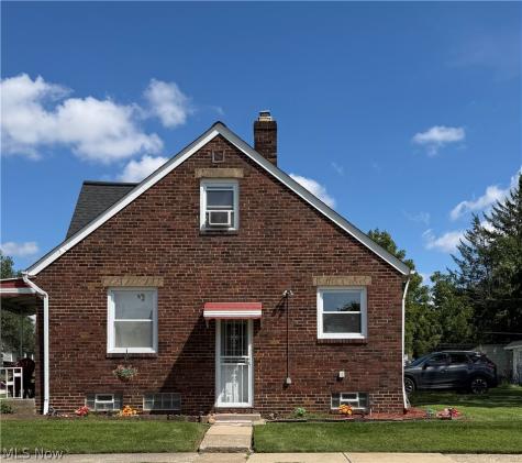 17690 Mapleboro Avenue Maple Heights OH 44137