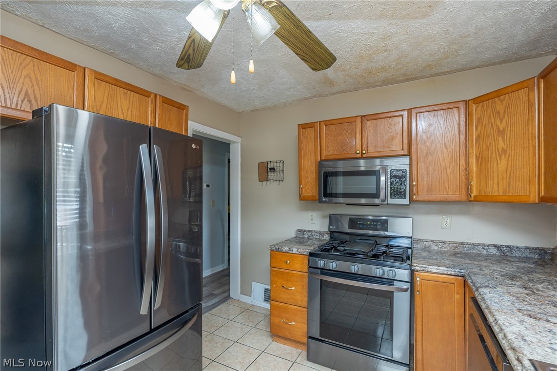 17690 Mapleboro Avenue Maple Heights OH 44137