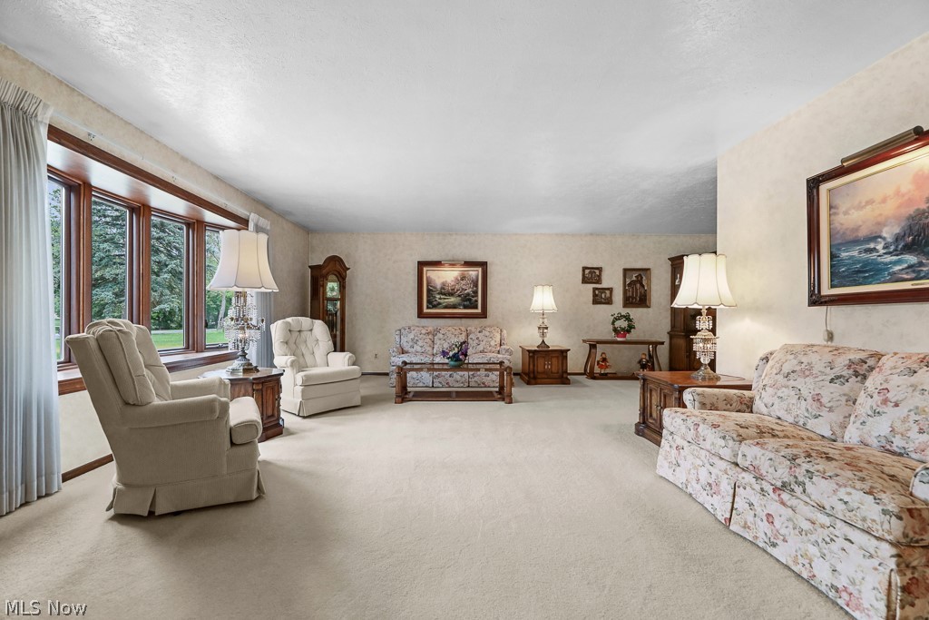 7075 Big Creek Parkway Middleburg Heights OH 44130