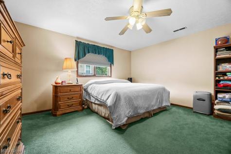7075 Big Creek Parkway Middleburg Heights OH 44130